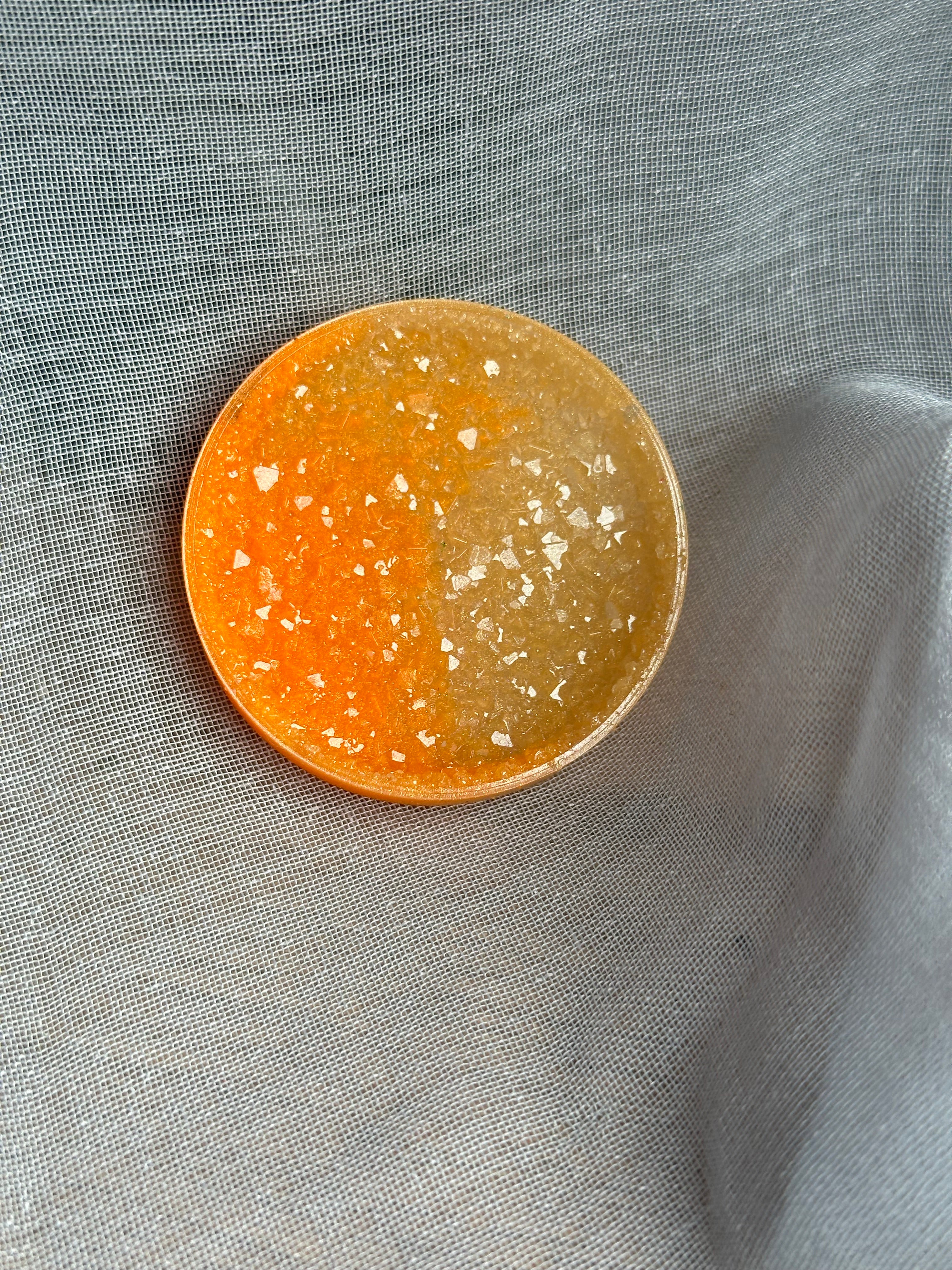 Glitzerschale aus Epoxidharz, verschiedene Farben